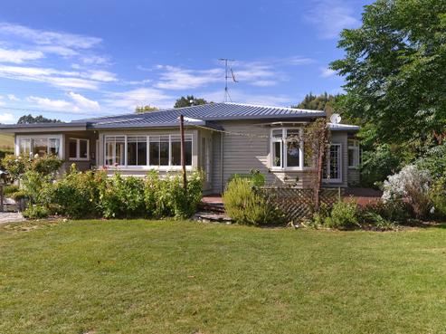 207 Lord Rutherford Road South, Brightwater