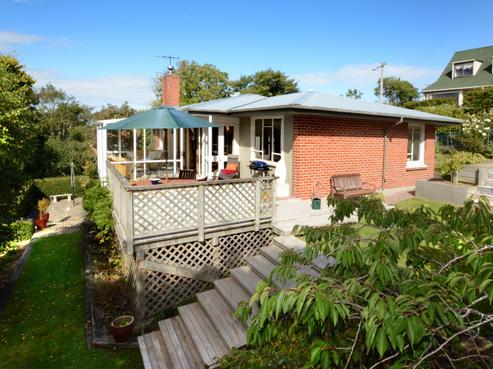39 Pacific Street, Roslyn