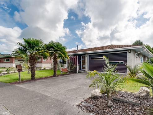 14 Roskilda Crescent, Taradale