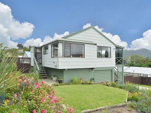 38A Gillingham Road, Kamo