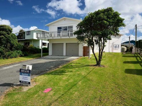 419 Ormond Drive, Mahia