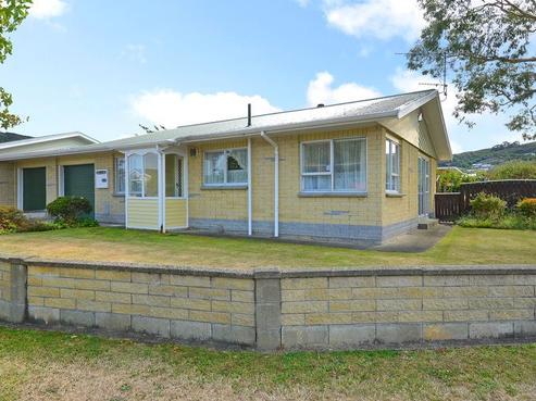 2 Roband Crescent, Brown Owl