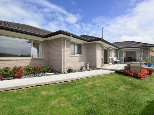 151 Gulf Harbour Drive, Gulf Harbour