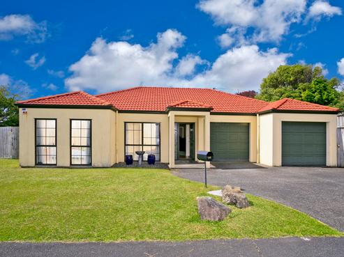 102 Bluebird Crescent, Unsworth Heights