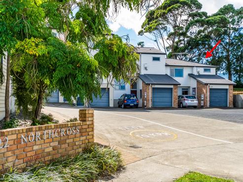 1/22 Northcross Drive, Oteha