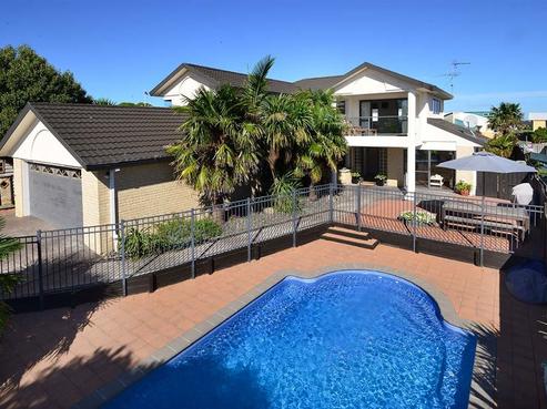 77 Alec Craig Way, Gulf Harbour