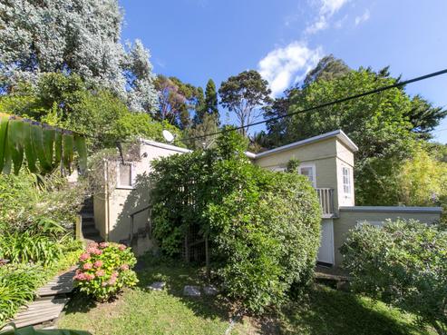 30 Laingholm Drive, Laingholm