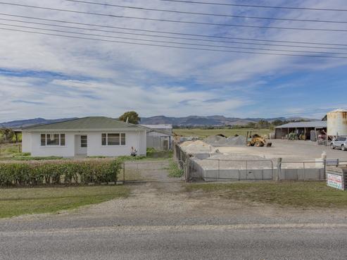 1543 Springs Road, Lincoln