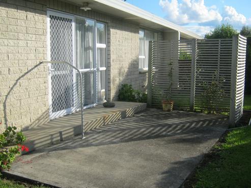2/37CU Station Road, Paeroa