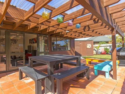 60 Leighton Avenue, Waiwhetu