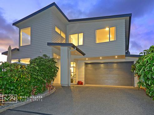 13A James Nairn Grove, Riverstone Terraces