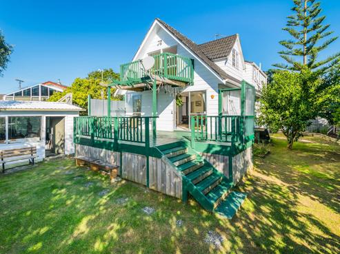 59 Glenvar Road, Torbay