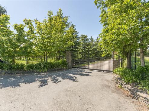 486 Pound Road, Yaldhurst