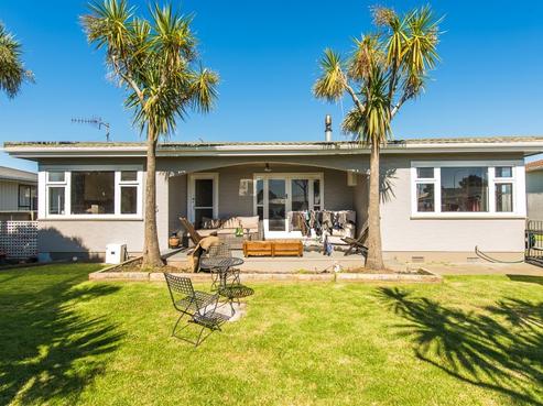 6 Tongariro Street, Castlecliff