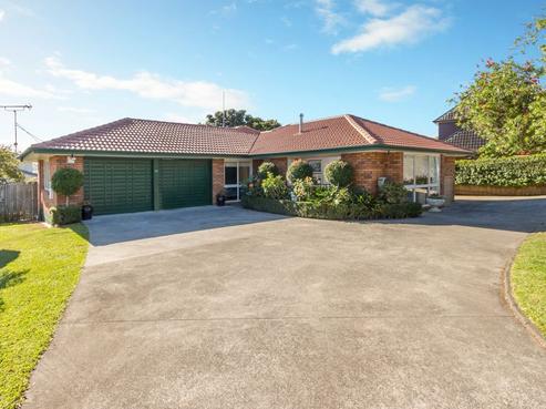 29 Summermist Drive, Northpark