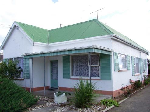 32 Chaucer Street, Milton