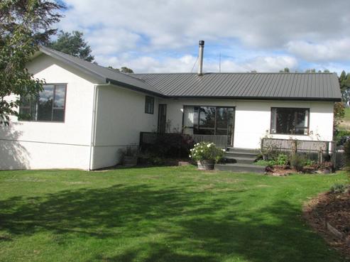 11 Smiths Track, Greenfield