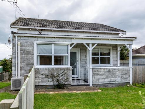 108 Pioneer Road, Moturoa