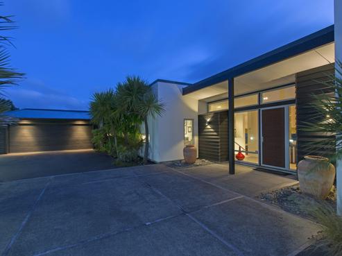 43 Arahiwi Grove, Tirohanga