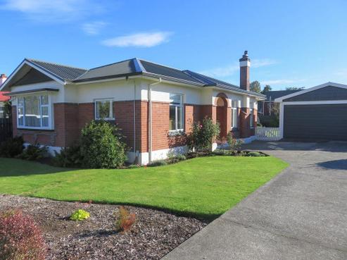 160 Herbert Street, Gladstone