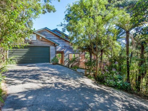 182 Laingholm Drive, Titirangi