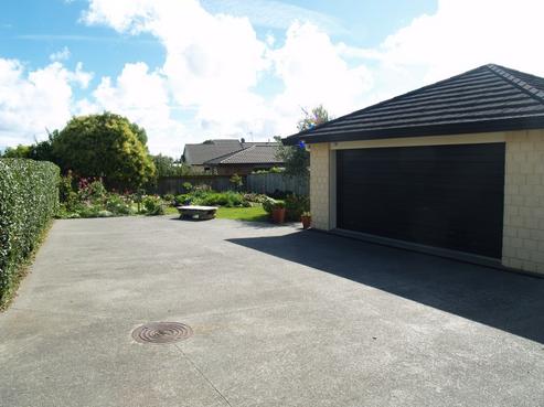 24 Ludlam Way, Otaki