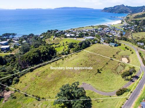 38 Gray Avenue, Kuaotunu