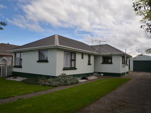 450 Yarrow Street, Glengarry