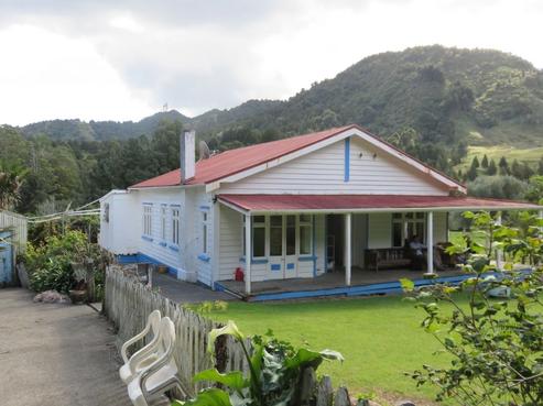 263 Takahue Saddle Road, Herekino