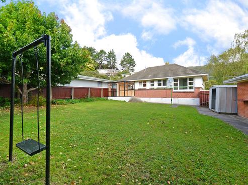 40 Lowry Crescent, Stokes Valley