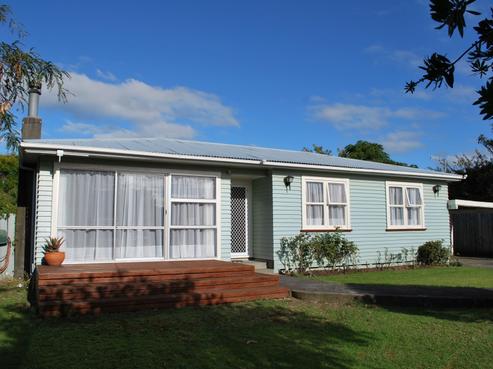 36 Francis Road, Paraparaumu Beach