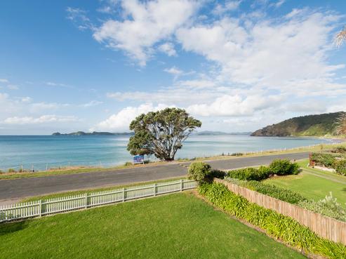 79 Long Beach Road, Russell