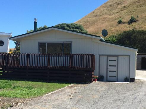 180A Newcastle Street, Mahia