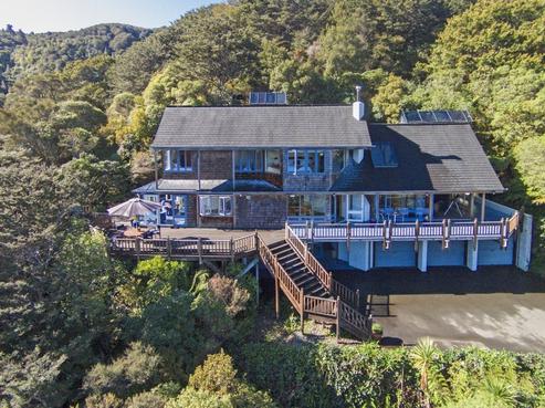 134 Cheviot Road, Lowry Bay