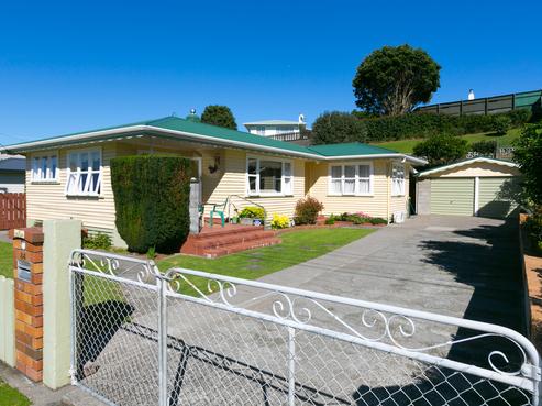 84 Bayly Road, Blagdon