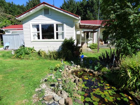 492 Okupata Road, Oparau