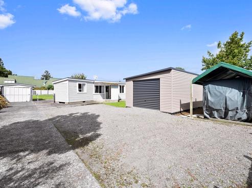 4 Farnworth Avenue, Holdens Bay