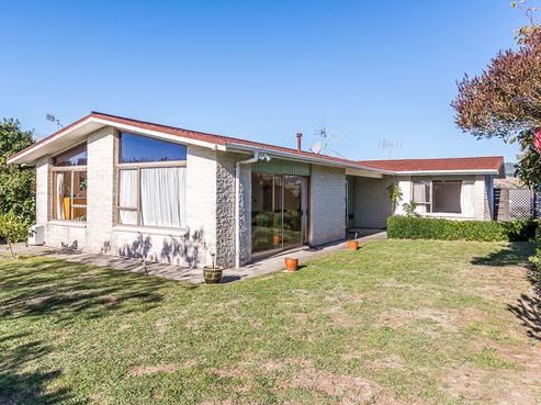 78 Gray Avenue, Paraparaumu Beach