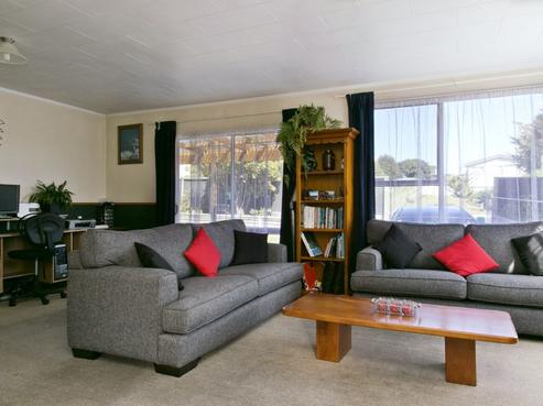 6 Ferney Place, Richmond Heights