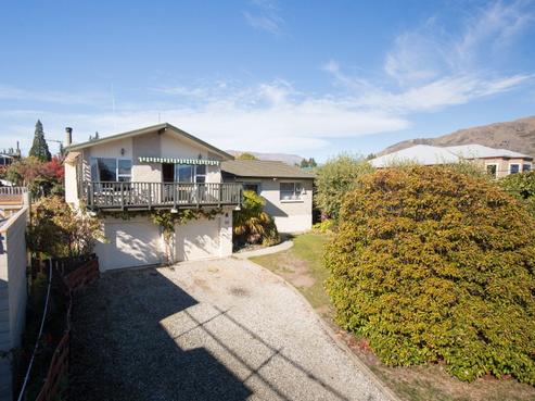 86 Upton Street, Wanaka