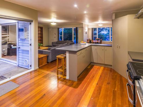 1 Crystal Avenue, Glendene