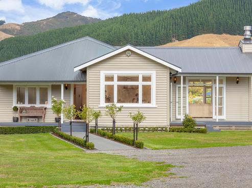 95 Johnsons Road, Whitemans Valley