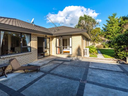 4 Moss Crescent, Takanini