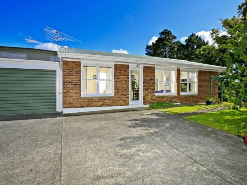 2/239 Glamorgan Drive, Torbay