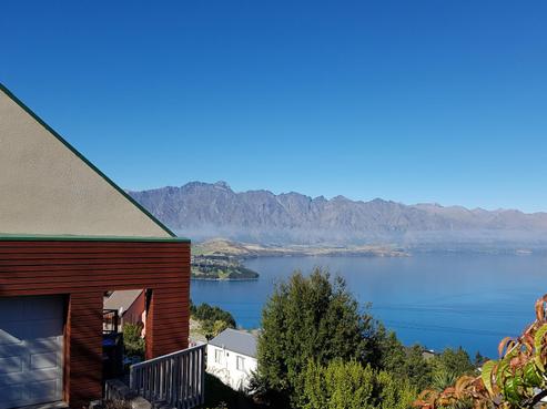 55 Greenstone Place, Fernhill/Sunshine Bay