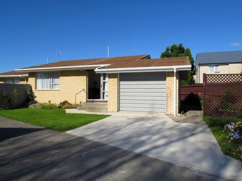 6 Bowman Place, Sockburn
