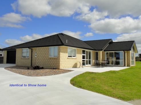9 Stace Hopper Drive, One Tree Point