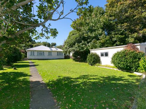 57 Seaview Road, Marfell