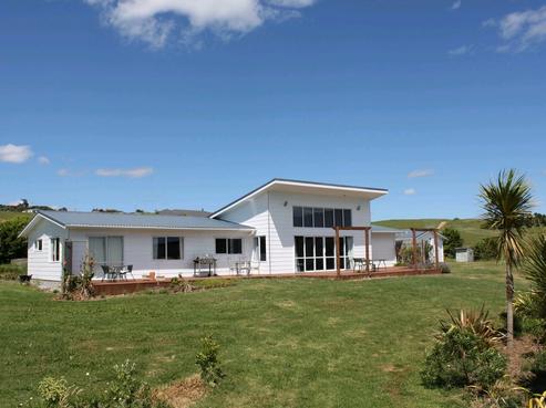 18 Eilean Donan Drive, Waipu