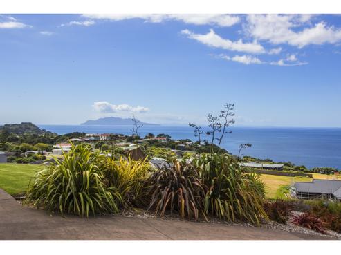 38 Lax Crescent, Leigh